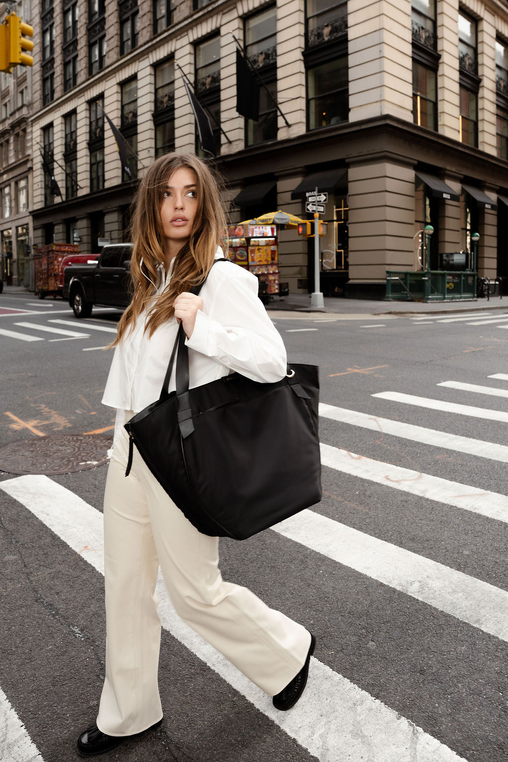 The Nina weekender travel zip