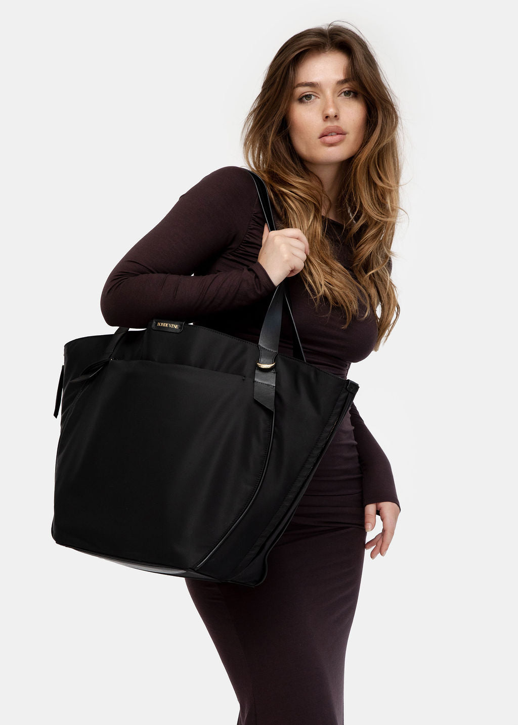 The Nina weekender travel zip